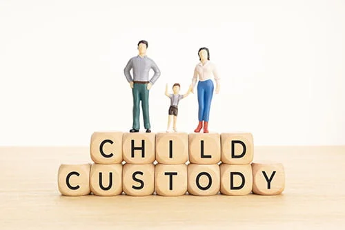 Best Child custody lawyers in Rawalpindi and Islamabad providing expert legal services for guardianship and custody cases in Pakistan