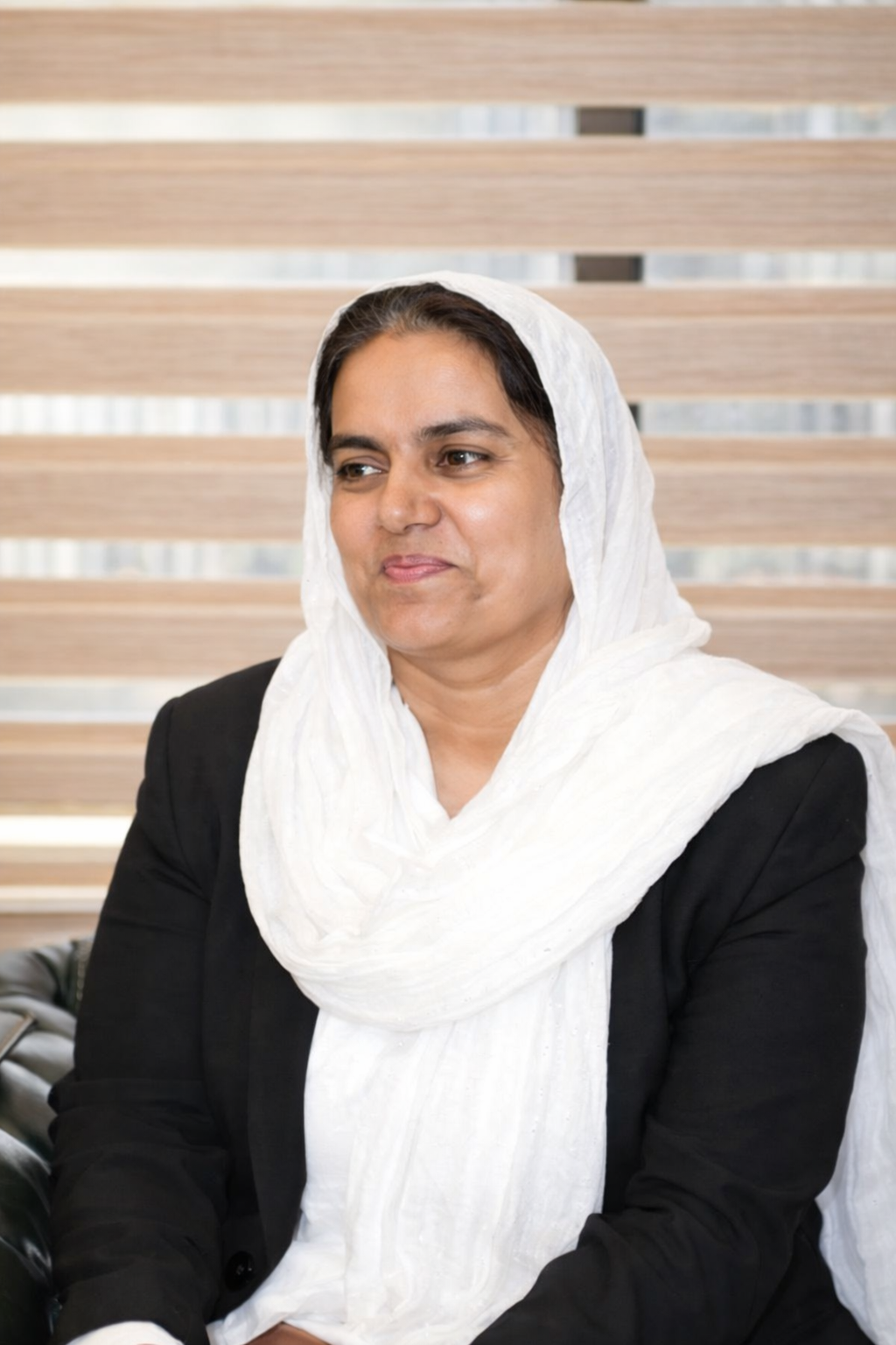 Best Female Family Lawyer Rawalpindi Islamabad | Khula, Divorce & Child Custody Expert – Fahmida Naz